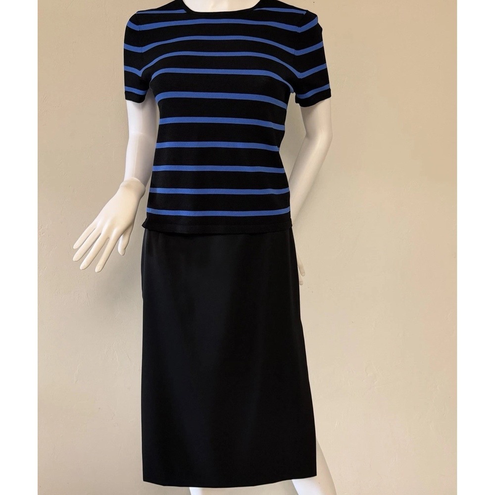 Classic ESCADA Black Pure Wool Midi Pencil Skirt High Rise with slit size 36